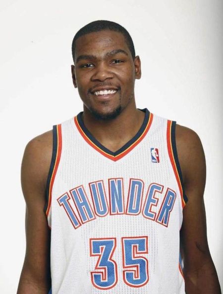 欧冠战报：巴斯克尼亚主场88-78力克米兰，豪取六连胜！（欧冠快讯：巴斯克尼亚主场88-78击败米兰，收获六连胜！）