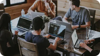 欧洲杯焦点战：强强对话一触即发 - 九游app
